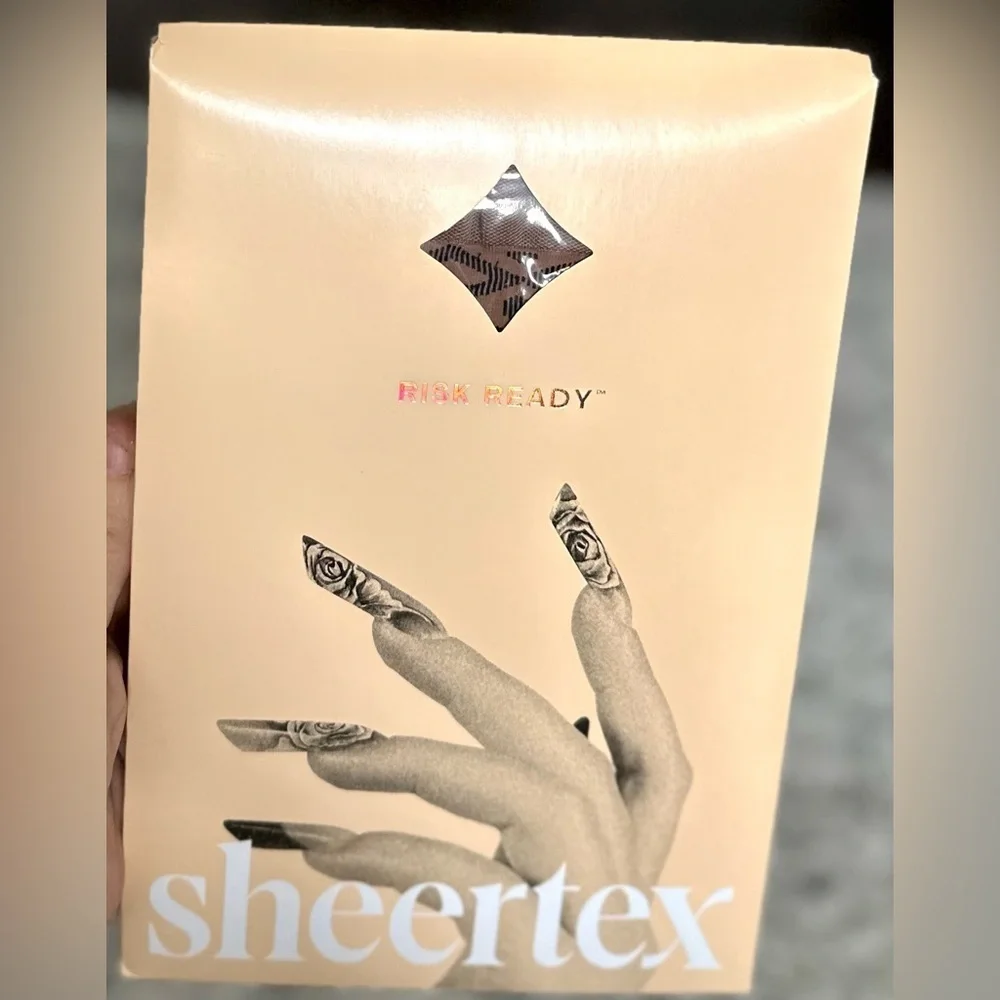 ‼️RARE‼️🎸SHEERTEX🎸🔥NWT🔥Geo Shaping Sheer Tights in Nude—XS